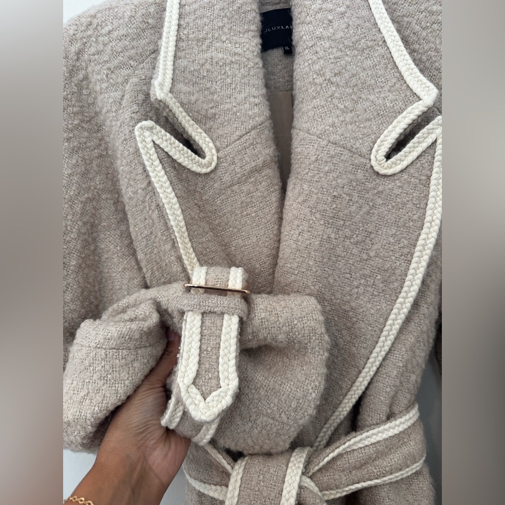 JLUXLABEL Long Cream Teddy Coat with Contrast Trim, skirt nd top included - Picture 13 of 16